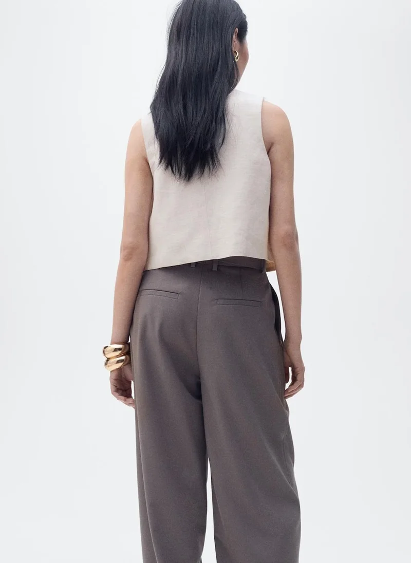 مانجو سترة كتان مطرزة